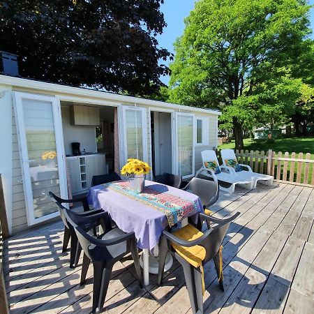 Camping Les Tournesols Sillé-le-Guillaume Exterior foto