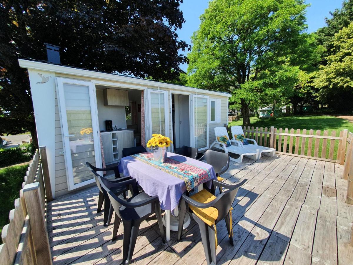 Camping Les Tournesols Sillé-le-Guillaume Exterior foto